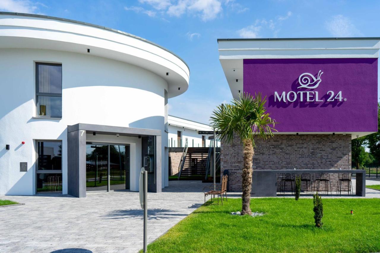 Motel24 Rietberg Εξωτερικό φωτογραφία